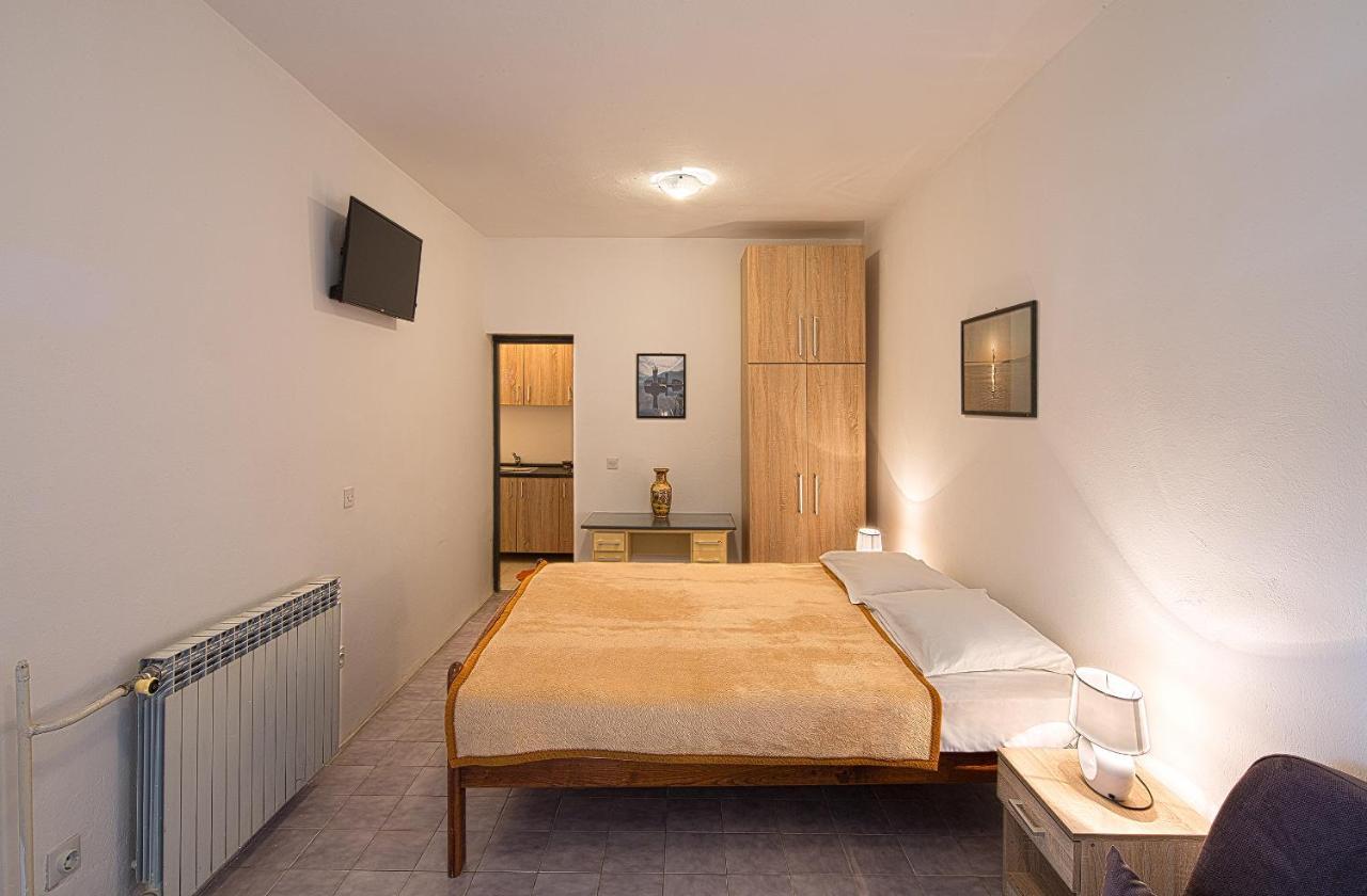 Madra Rooms And Apartments Budva Exterior photo